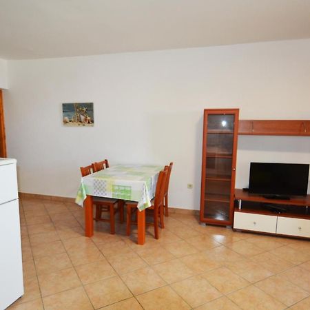 Apartments Barbati Kustići エクステリア 写真