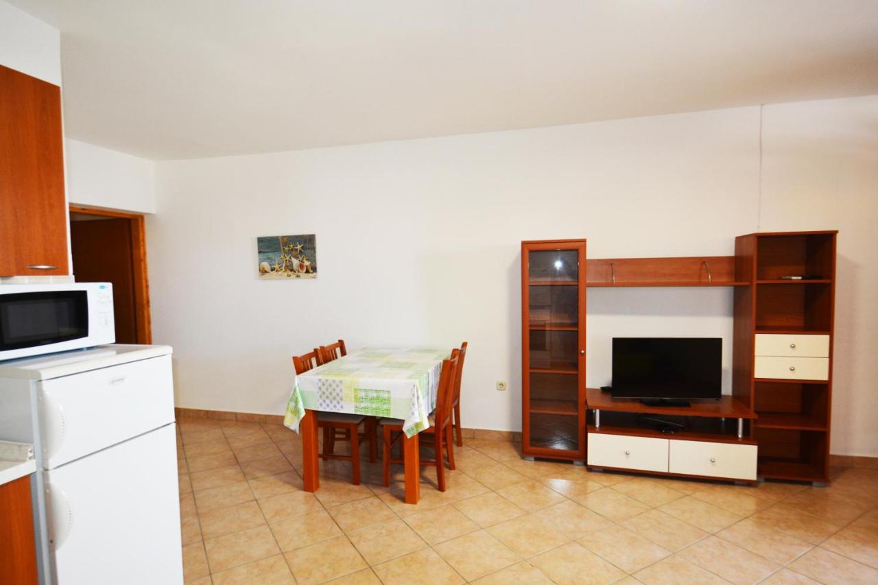 Apartments Barbati Kustići エクステリア 写真