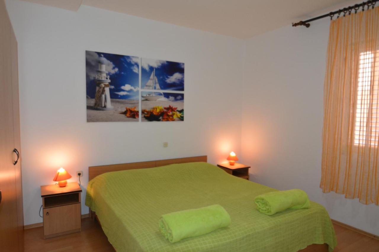 Apartments Barbati Kustići エクステリア 写真