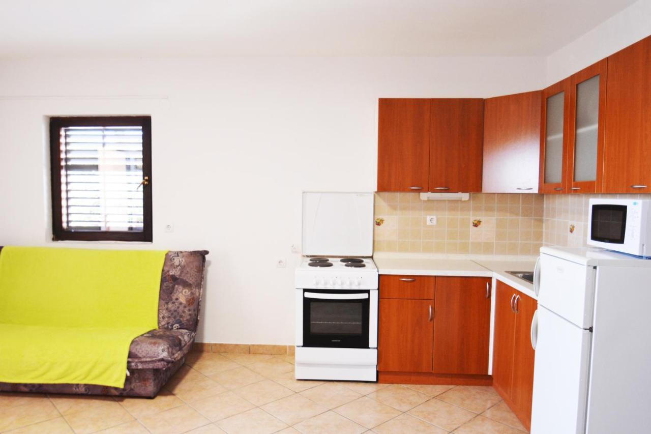 Apartments Barbati Kustići エクステリア 写真