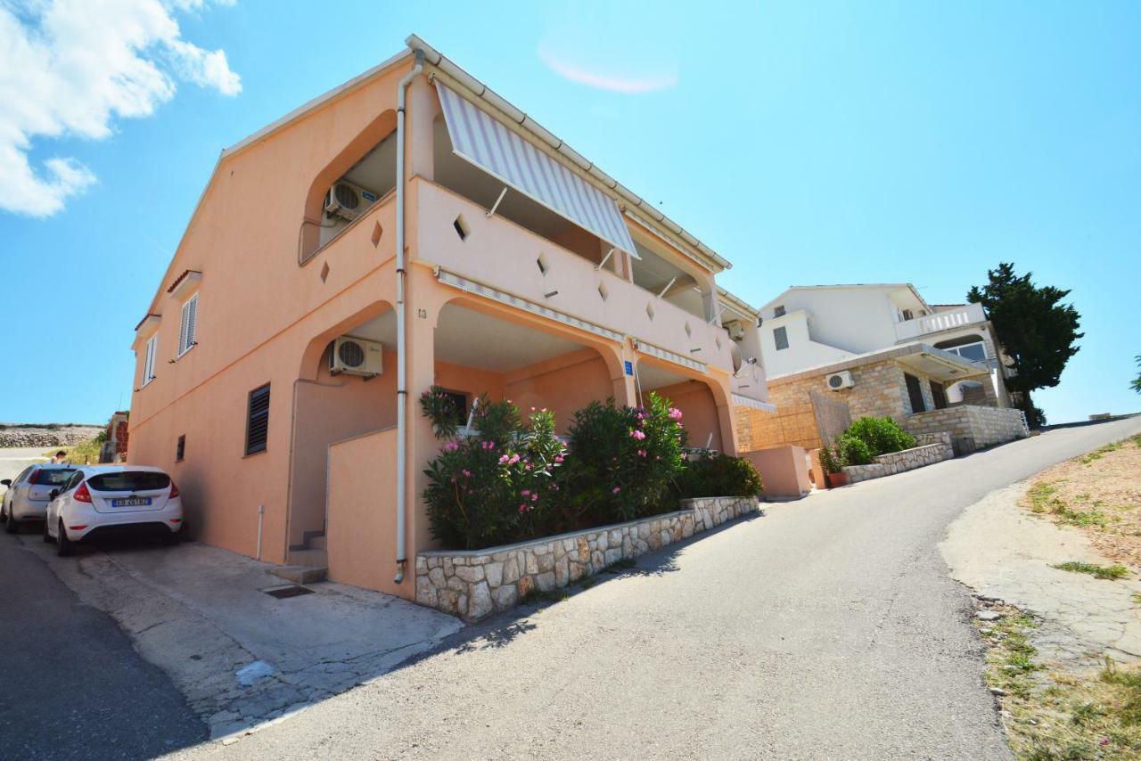Apartments Barbati Kustići エクステリア 写真