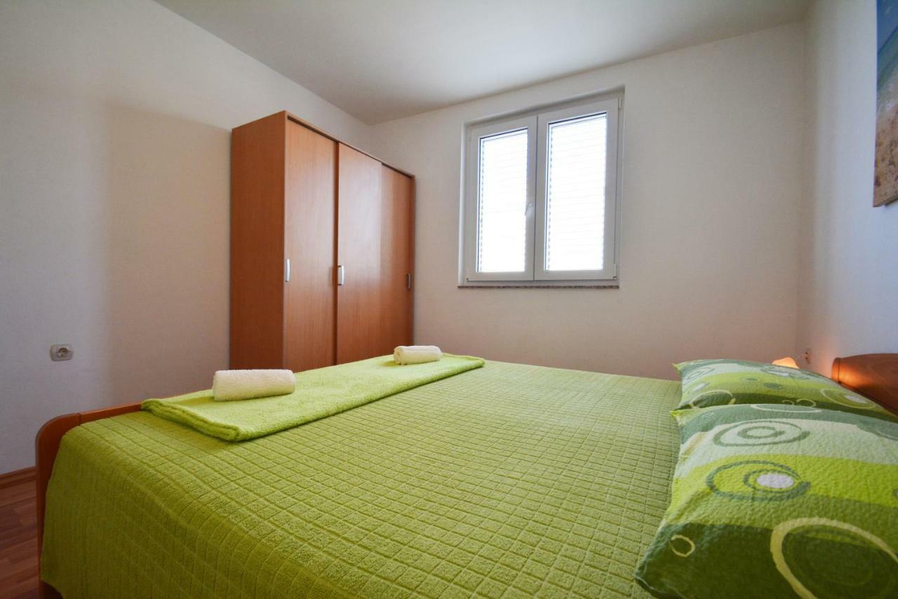 Apartments Barbati Kustići エクステリア 写真