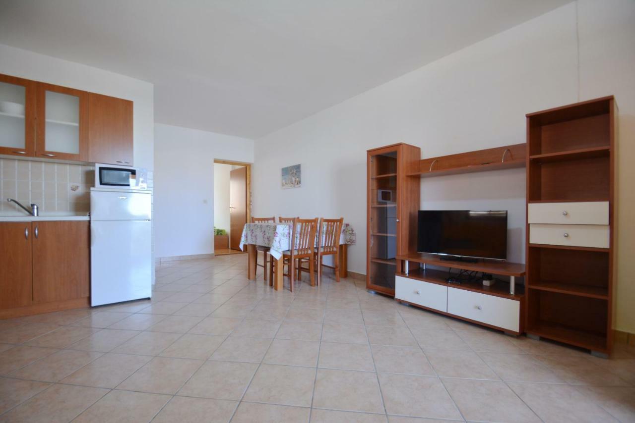 Apartments Barbati Kustići エクステリア 写真