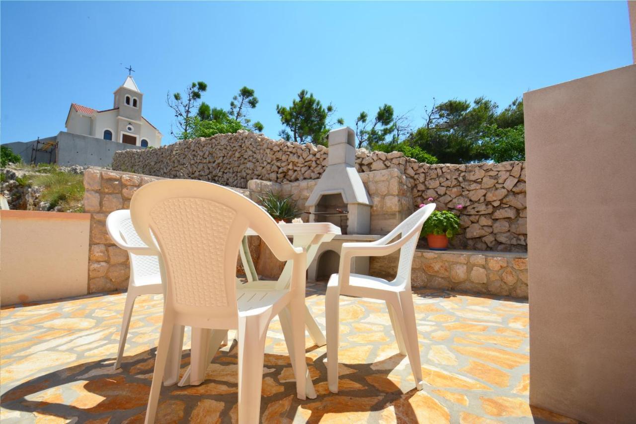 Apartments Barbati Kustići エクステリア 写真