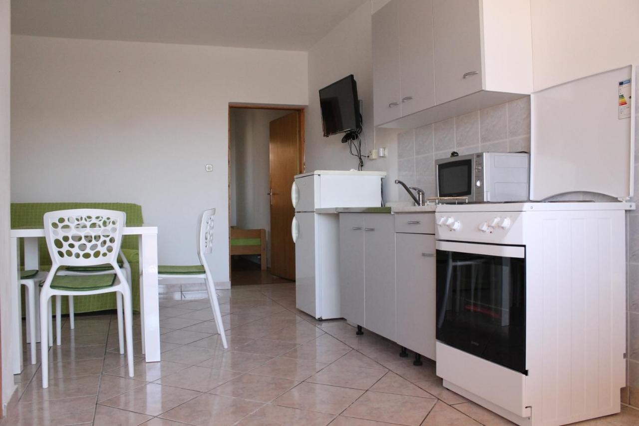 Apartments Barbati Kustići エクステリア 写真